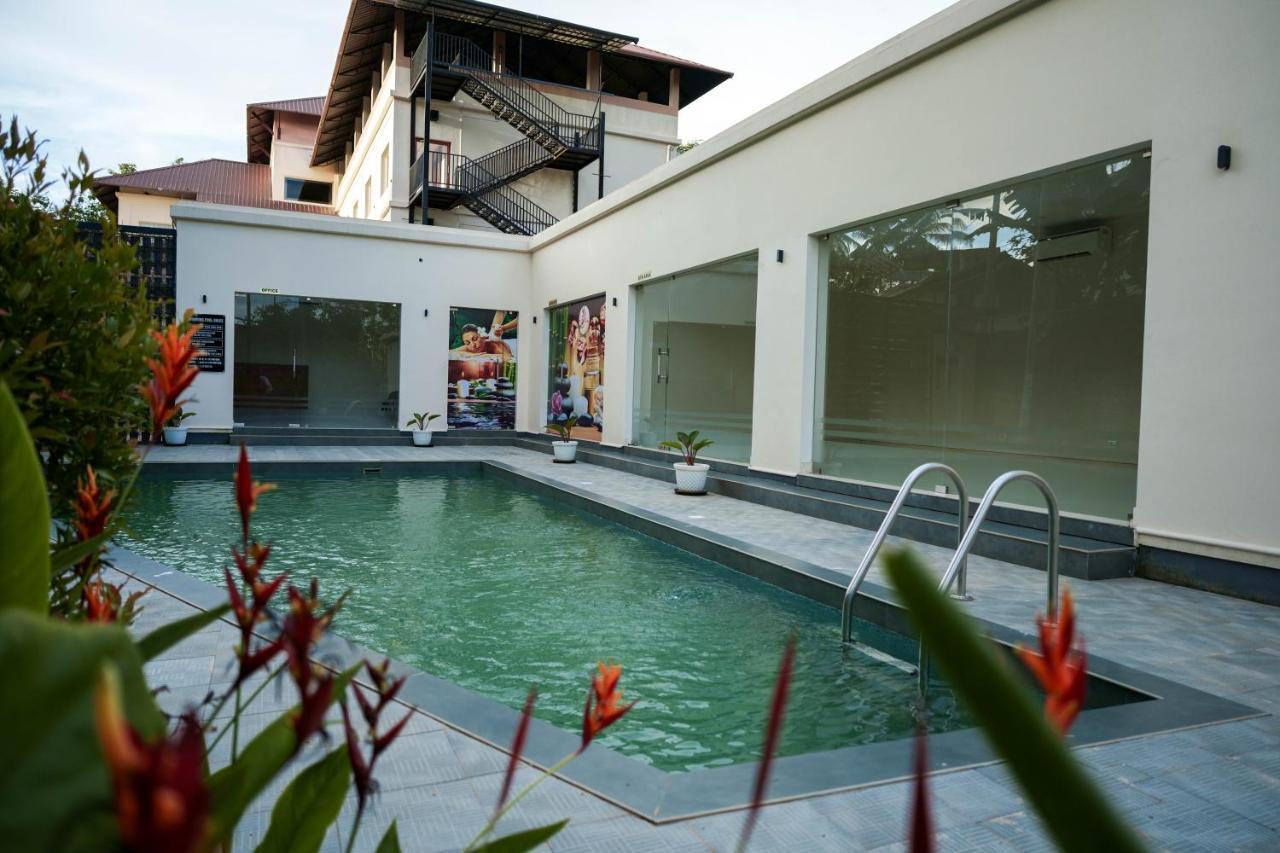Valluvanad Residency Perintalmanna Екстер'єр фото