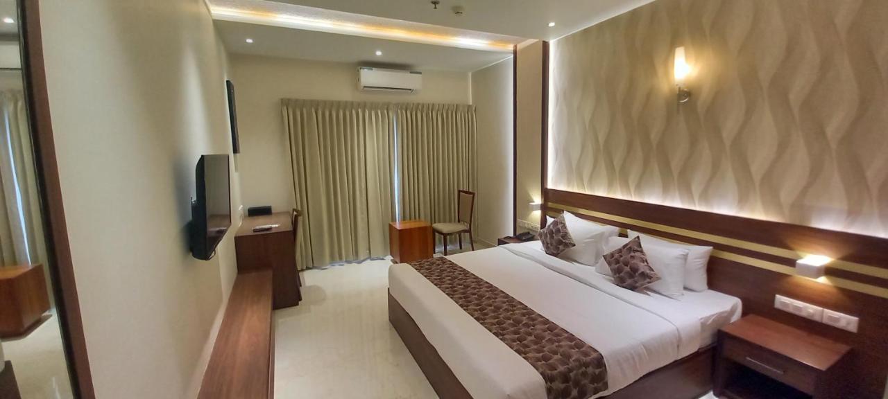 Valluvanad Residency Perintalmanna Екстер'єр фото